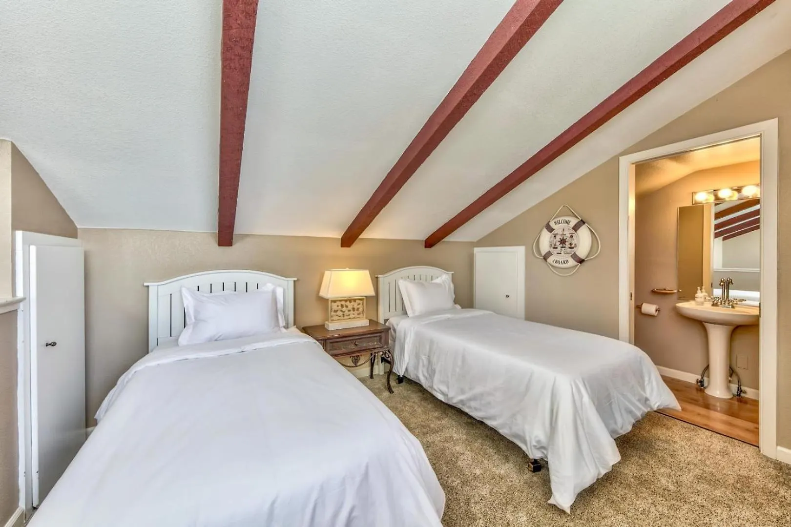 Lakeland Village 619 Lovely Family Lakefront South Lake Tahoe 0*,  Ηνωμένες Πολιτείες της Αμερικής